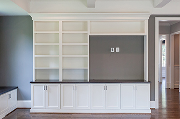 <p>Custom built-in cabinets, cubbies, dividers, and storage drawers are our specialty areas, and we work with you to ensure that home and office storage is created to fit your demanding needs or work. Decorative doors, LED lighting, and a wide array of countertop options add flair and personality to your surroundings.</p>

<p><strong>Whether it's a small niche or an entire room, we will create a modern cabinet storage system that helps keep your home organized and free from clutter.</strong></p>
